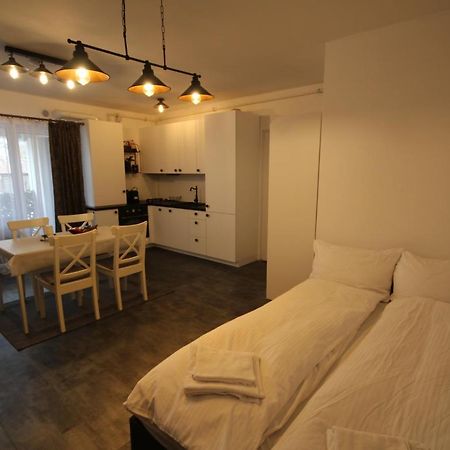 Apartment Francesca Mit Parkplatz Naehe Altstadt Sibiu Buitenkant foto