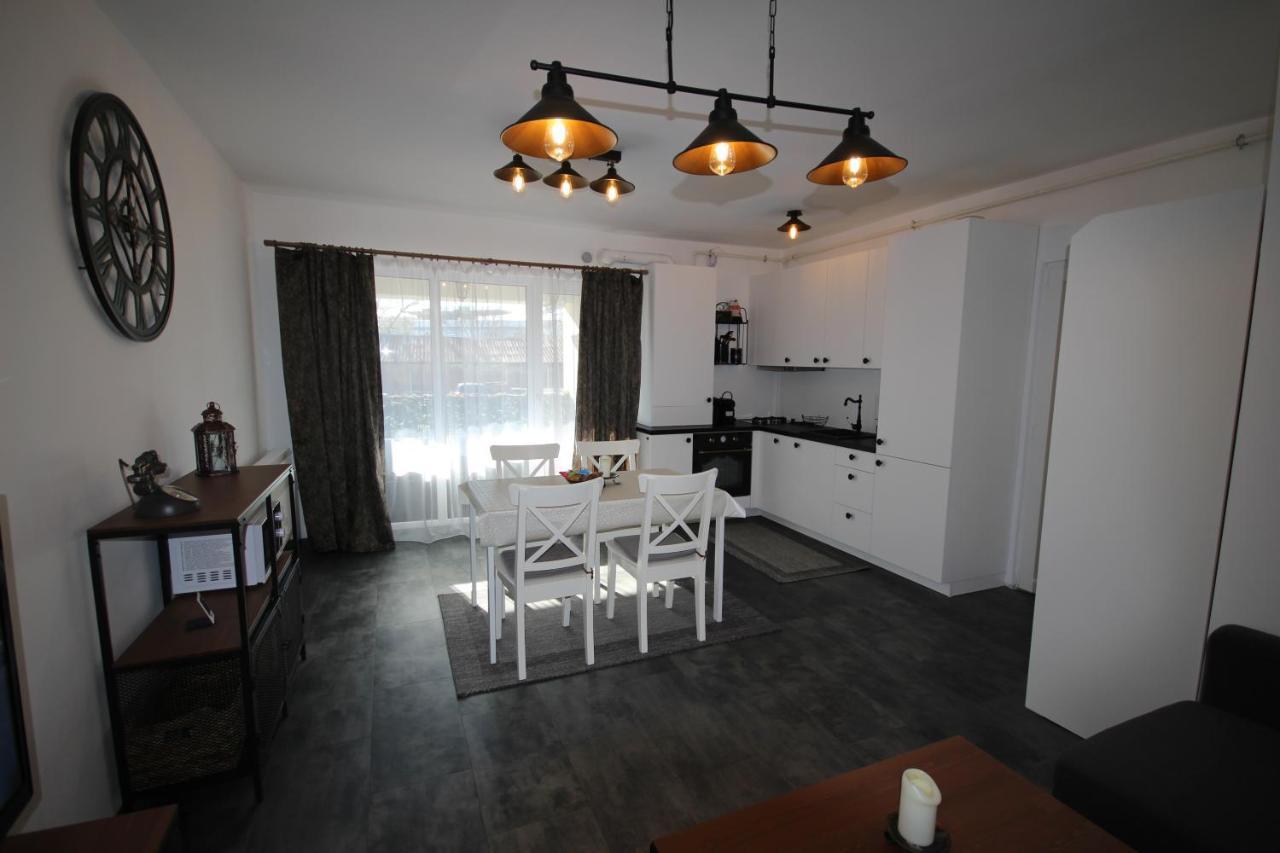 Apartment Francesca Mit Parkplatz Naehe Altstadt Sibiu Buitenkant foto
