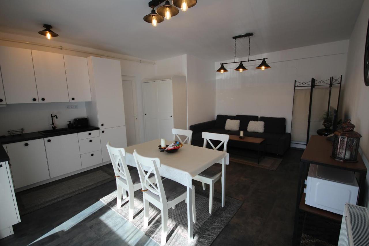 Apartment Francesca Mit Parkplatz Naehe Altstadt Sibiu Buitenkant foto